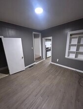 24 N Washington St in Shippensburg, PA - Building Photo - Building Photo