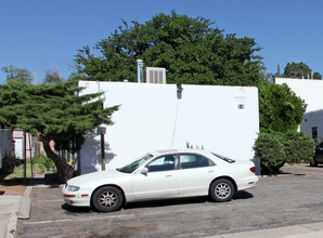 506 Princeton Dr SE in Albuquerque, NM - Building Photo - Building Photo