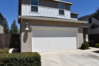 2375 Explorador Dr in Merced, CA - Building Photo - Building Photo