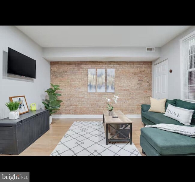 property at 1255 Raum St NE