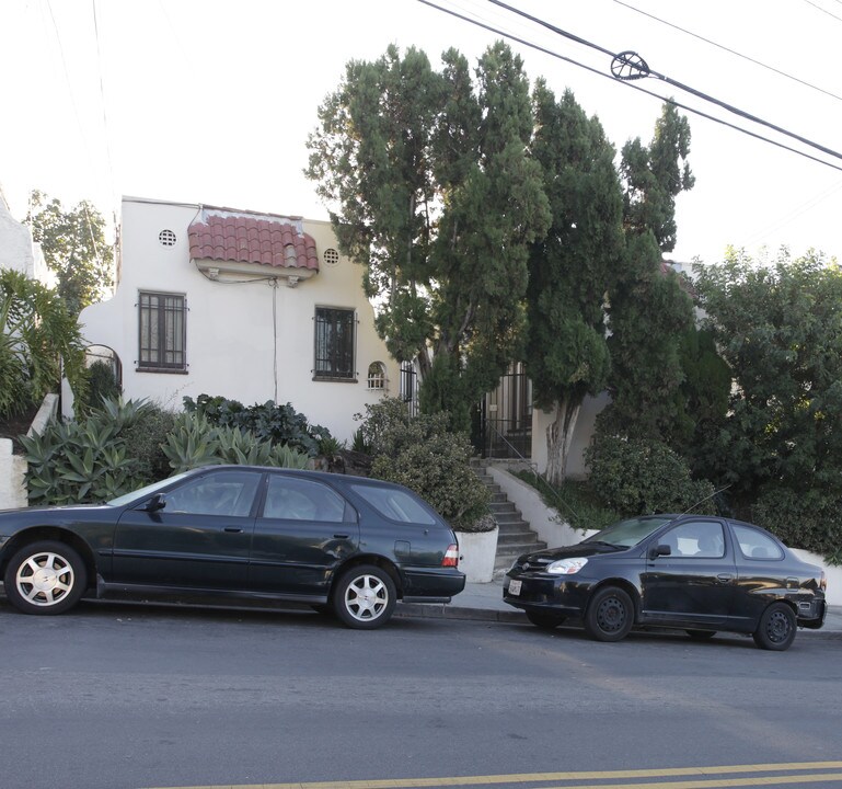 800-804 3/4 Lucile Ave in Los Angeles, CA - Foto de edificio