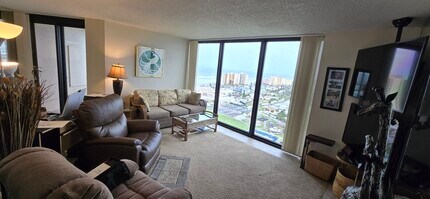 1 Oceans West Blvd, Unit Oceans West One 19B6 in Daytona Beach, FL - Foto de edificio - Building Photo