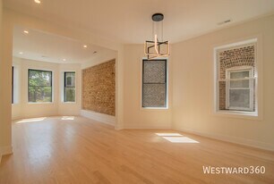 3720 N Racine Ave in Chicago, IL - Building Photo