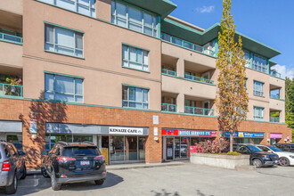 Mountain View Village in North Vancouver, BC - Building Photo - Building Photo