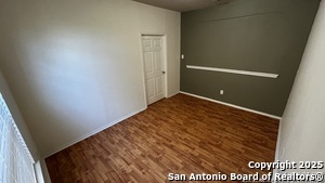 827 Point Crossing in San Antonio, TX - Building Photo - Building Photo