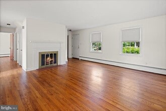 5 Rivera Ave in Titusville, NJ - Building Photo - Building Photo