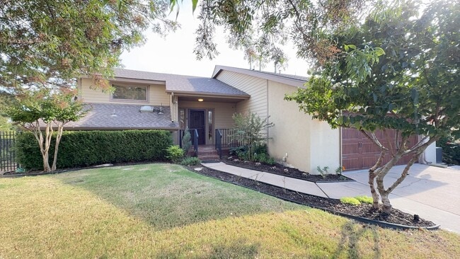 property at 7757 S Hudson Ave