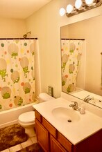3169 Saganashkee Ln in Naperville, IL - Building Photo - Building Photo