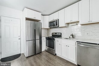 3010 Agate St in Philadelphia, PA - Building Photo - Building Photo