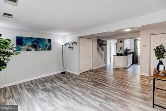 8607 Kenosha Ct in Lorton, VA - Building Photo - Building Photo