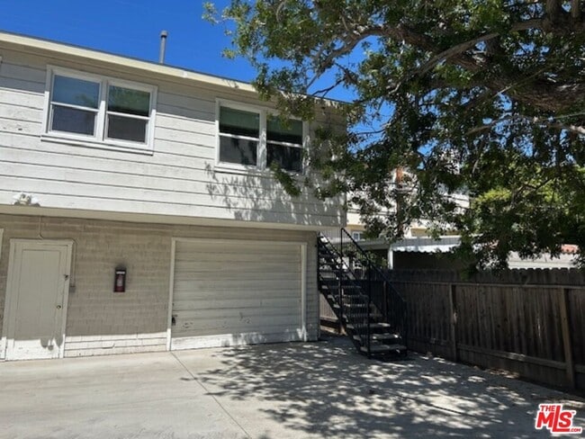 4068 Madison Ave in Culver City, CA - Building Photo - Building Photo