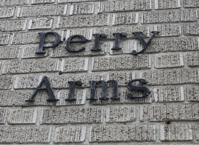 Perry Arms in Bronx, NY - Foto de edificio - Building Photo