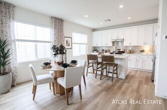 1122 W Audrey Lane in Phoenix, AZ - Building Photo - Building Photo