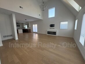 2430 Richmond Rd in Beachwood, OH - Building Photo - Building Photo