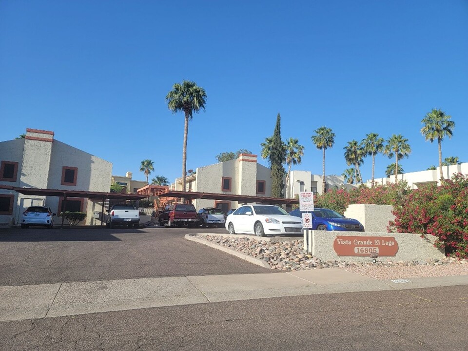 16805 E El Lago Blvd in Fountain Hills, AZ - Building Photo