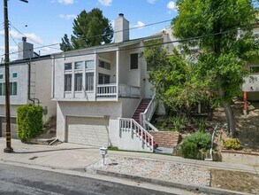 22647 Margarita Dr in Los Angeles, CA - Building Photo - Building Photo