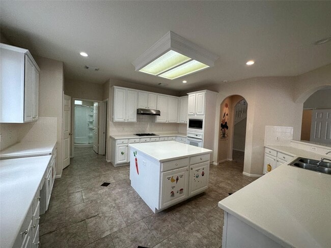 property at 3902 Breaux Bridge Ln