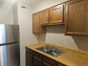 708 N Campbell St in Macomb, IL - Building Photo - Building Photo