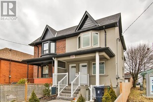 250 Nairn Ave in Toronto, ON - Building Photo
