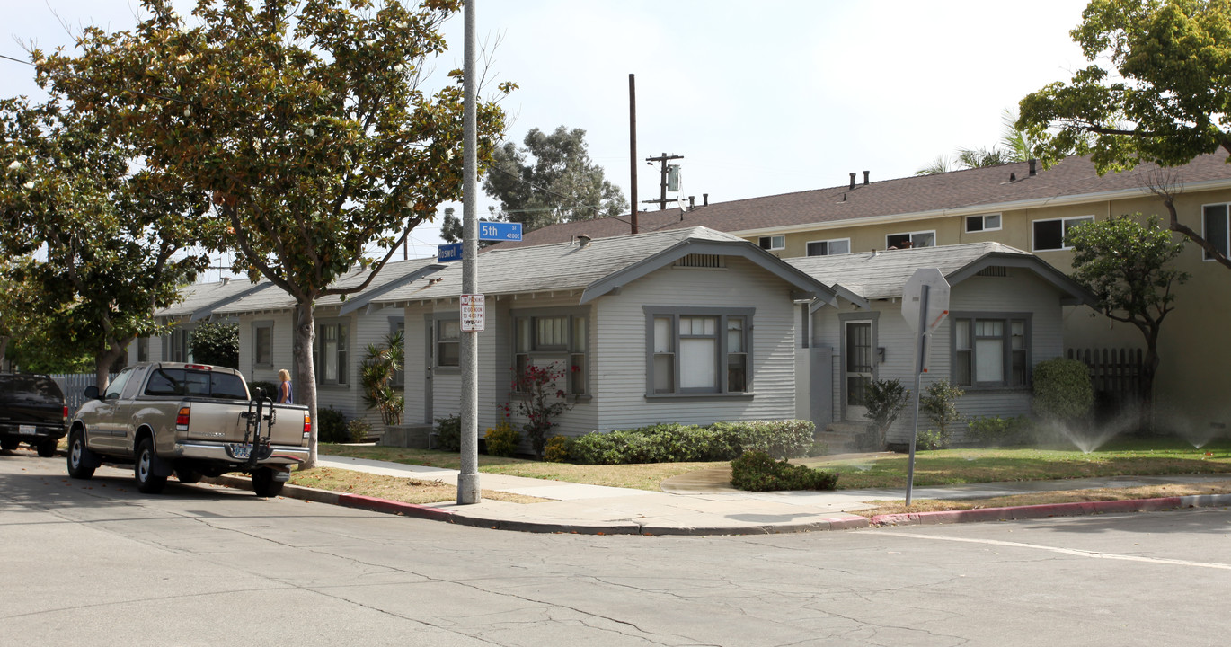 4201 E 5th St in Long Beach, CA - Building Photo