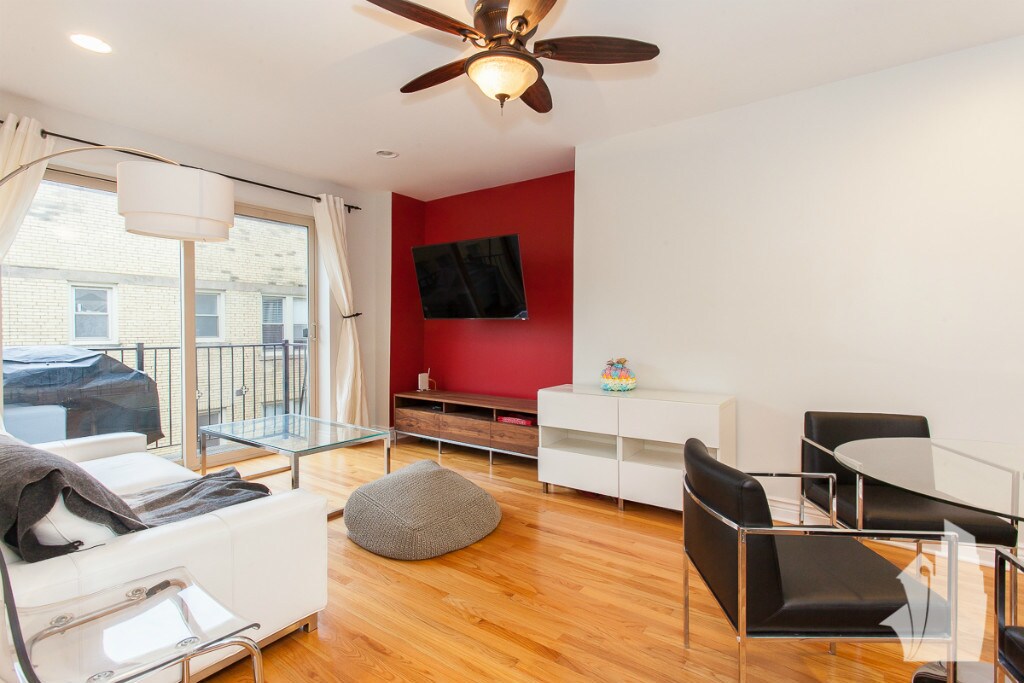4837 N Ashland Ave in Chicago, IL - Building Photo