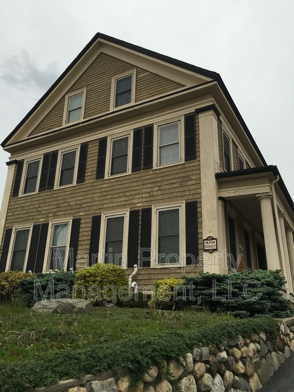 property at 537 Main St