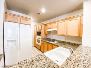 75 E Agate Ave in Las Vegas, NV - Building Photo - Building Photo