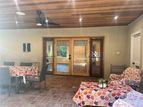 2248 E Chevy Chase Dr in Glendale, CA - Building Photo - Building Photo