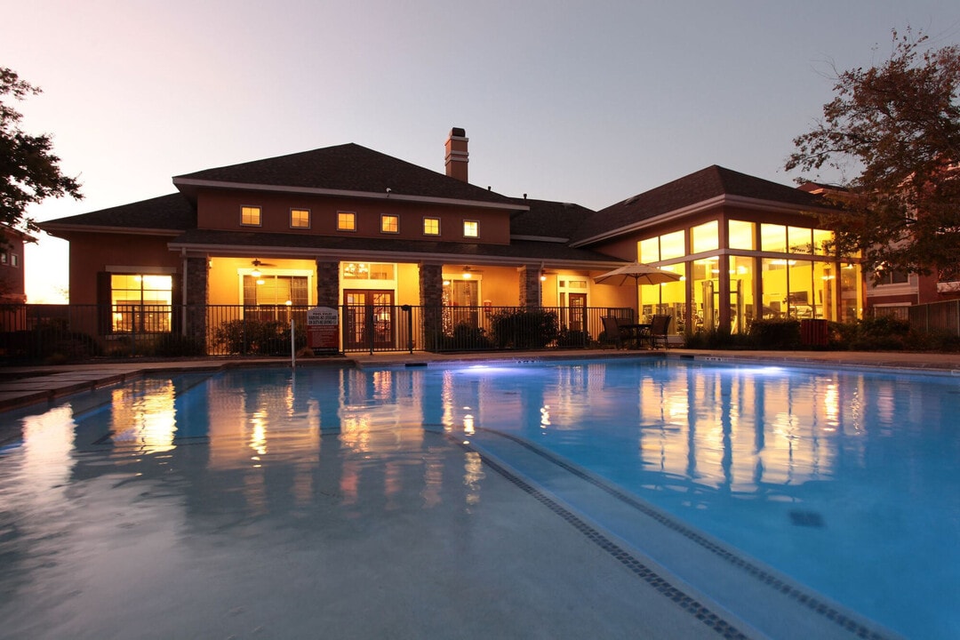 Cypress Creek Fayridge Drive in Houston, TX - Foto de edificio