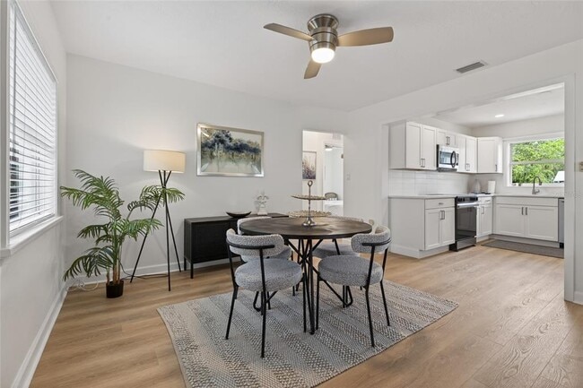 5617 19th Ave S in Gulfport, FL - Building Photo - Building Photo