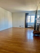 468 Greenmount Ave, Unit 1 in Cliffside Park, NJ - Building Photo - Building Photo