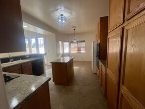 2516 Dayspring in Las Vegas, NV - Building Photo - Building Photo