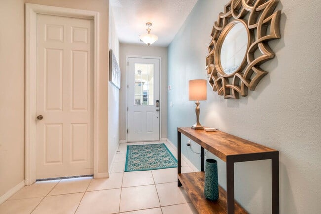 9005 Flamingo Ky Way in Kissimmee, FL - Building Photo - Building Photo