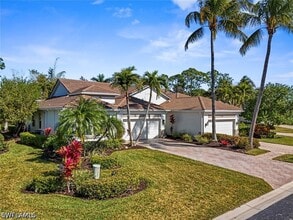 1208 Chelmsford Ct in Naples, FL - Building Photo - Building Photo