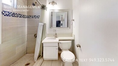 3629 1/2 Marmion Way in Los Angeles, CA - Building Photo - Building Photo