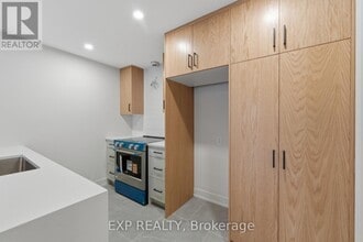 514 Roosevelt Ave in Ottawa, ON - Building Photo - Building Photo