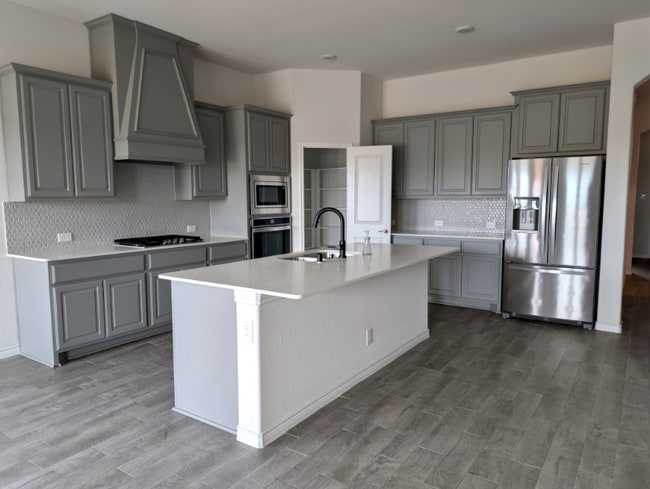 1013 Sublime Dr in Heath, TX - Foto de edificio - Building Photo