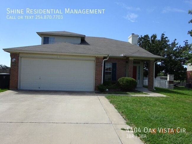 property at 4404 Oak Vista Cir