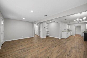 516 N Burdette Ave in Sherman, TX - Building Photo - Building Photo