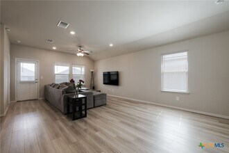 2334 Aylesbury Dr in Copperas Cove, TX - Foto de edificio - Building Photo