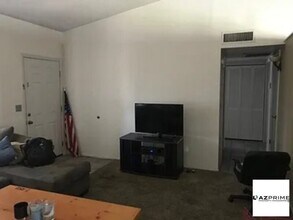 17817 N Paradise Park Dr in Phoenix, AZ - Building Photo - Building Photo