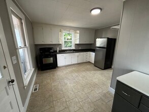 219 1st Ave in Edwardsville, IL - Building Photo - Building Photo