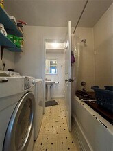 4511 Avenue B in Austin, TX - Foto de edificio - Building Photo