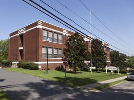 Braxton Manor Apartments