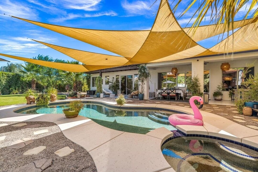 35618 Corte Serena in Cathedral City, CA - Building Photo