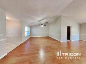 1133 Linwood Loop in Jacksonville, FL - Building Photo - Building Photo