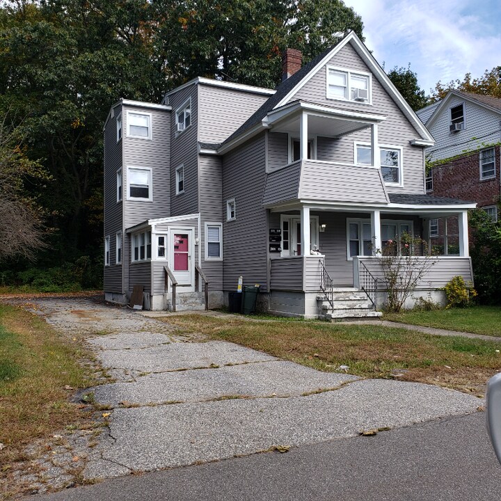 152 Jackson St in Ansonia, CT - Building Photo