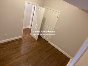 1712 Beacon St, Unit 2 in Brookline, MA - Building Photo - Building Photo