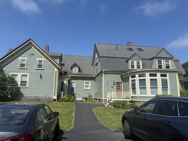 property at 290 Adams St