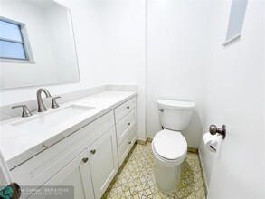 1445 Atlantic Shores Blvd in Hallandale Beach, FL - Building Photo - Building Photo